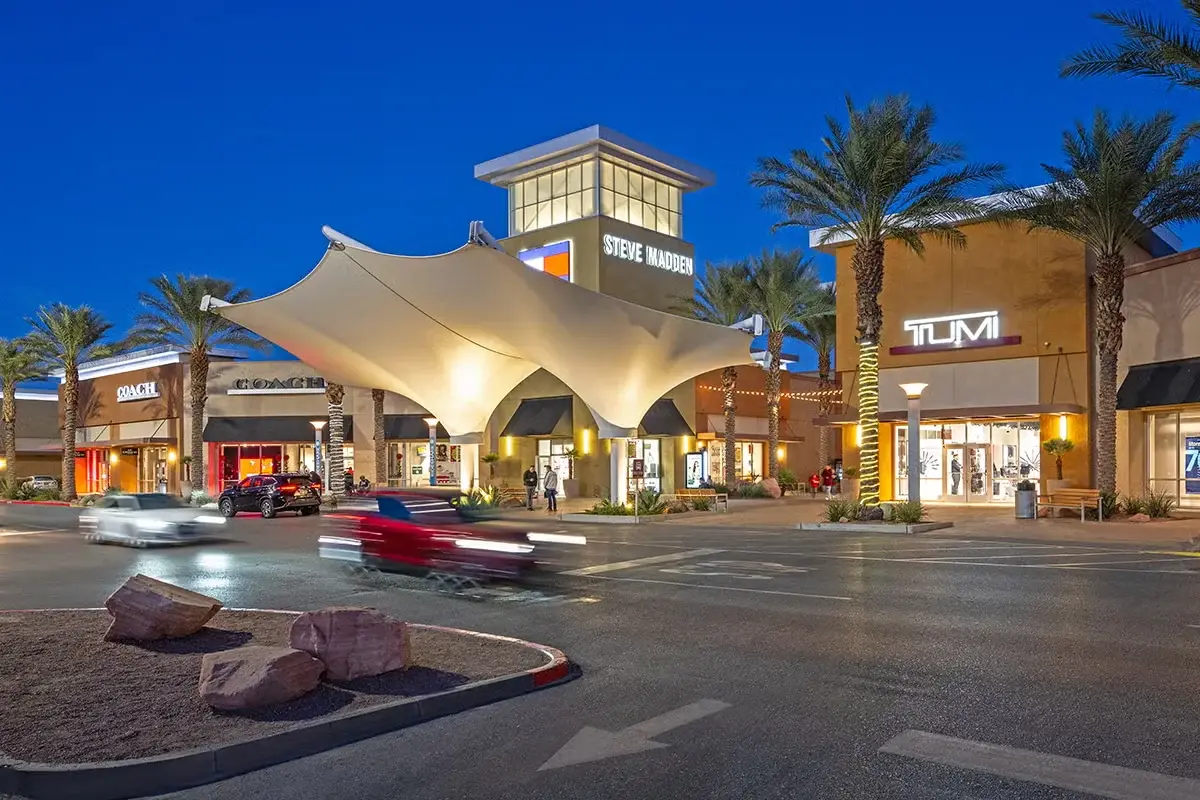 Las Vegas South Premium Outlets storefront